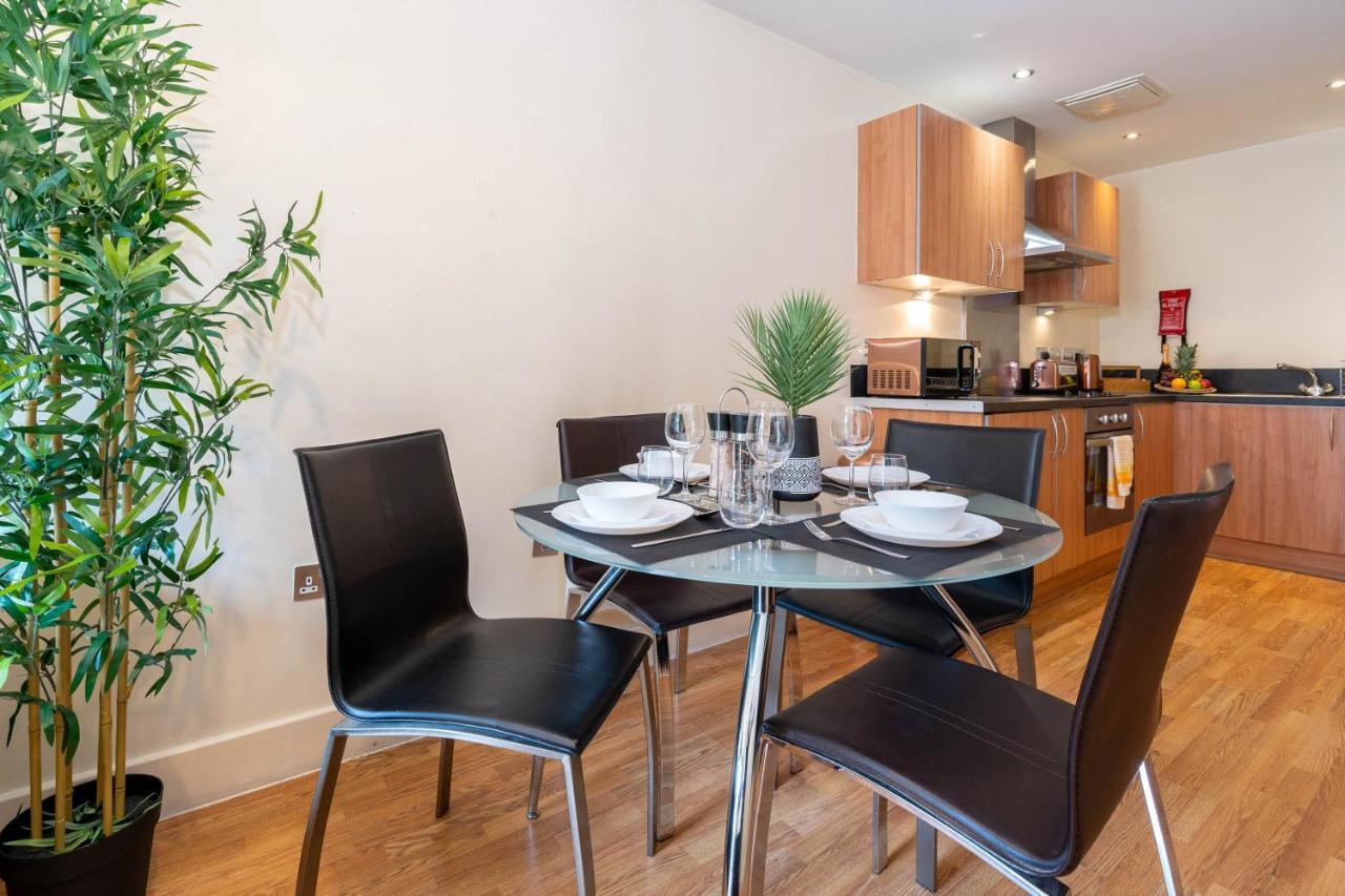 Haus City Centre Apartment - Arcadian -Balcony - Secure Parking - Wifi-Smart Tv - China Town -Top Rated Birmingham Exterior foto